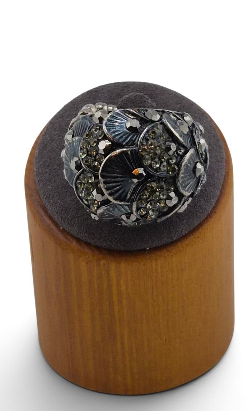Vintage Stretch Cocktail Ring Gray Enamel Rhinestone Statement Size 7.5